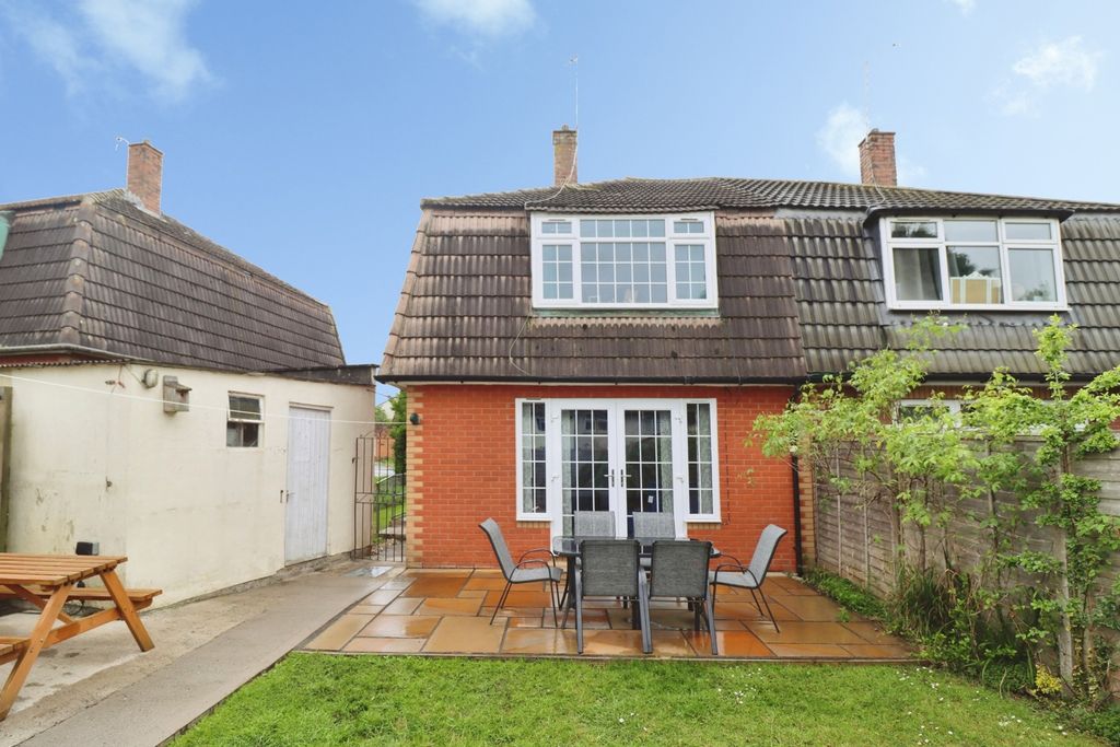 Property photo 3 of 20 Pbox-Img.Jpg