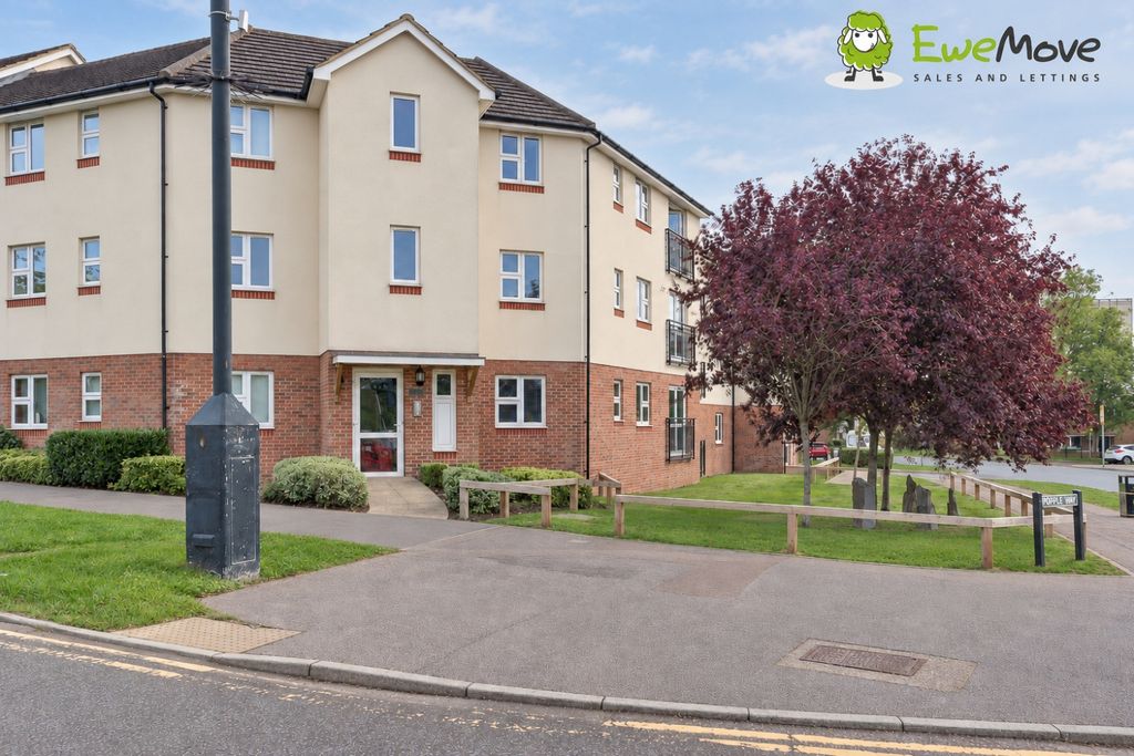 Property photo 1 of 15 At Gray Court By Ben Brind @Ewemove Sales & Lettin