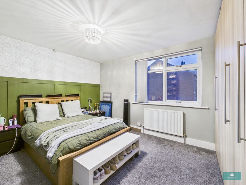 Property photo 1 of 11 Photo 24