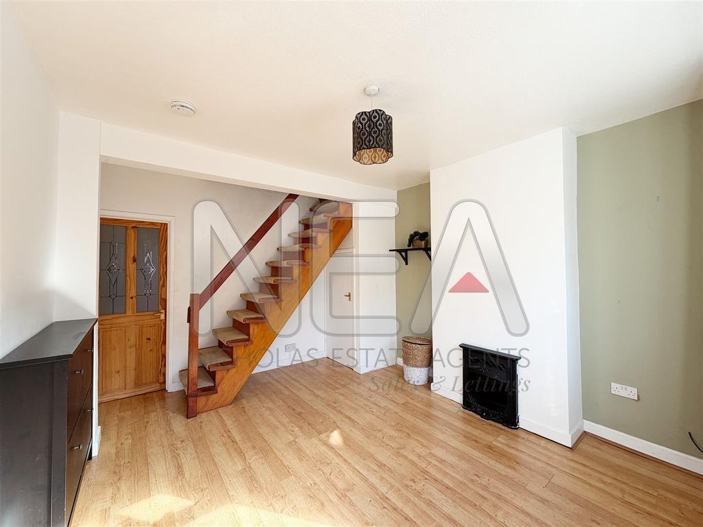 Property photo 3 of 15 Living Room