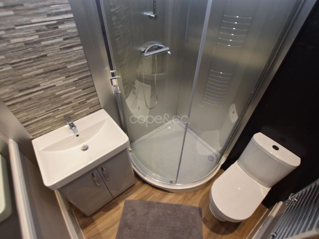 Property photo 3 of 20 2805414