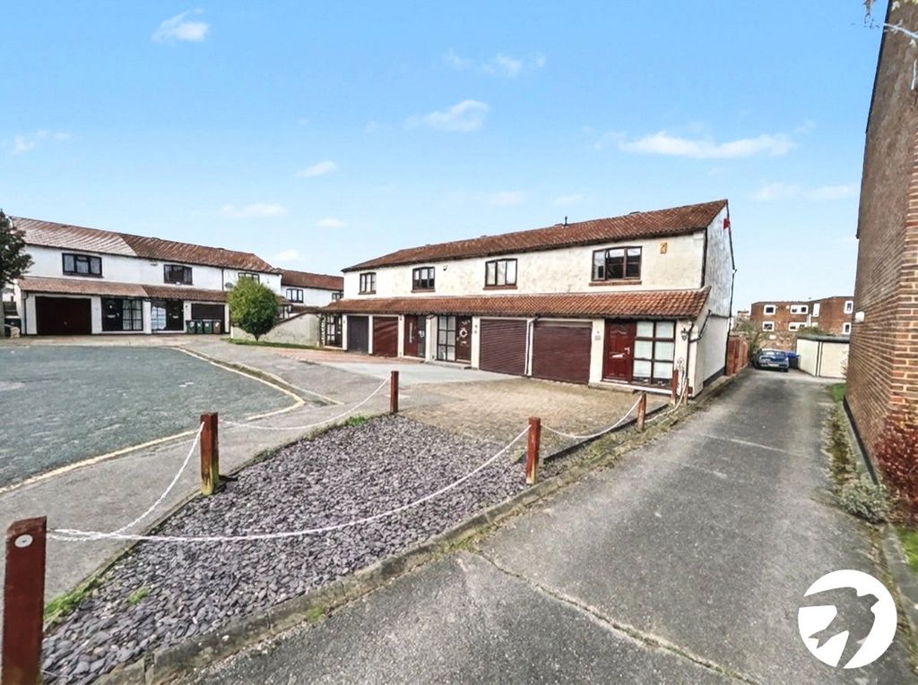 Property photo 2 of 25 Picture No. 19