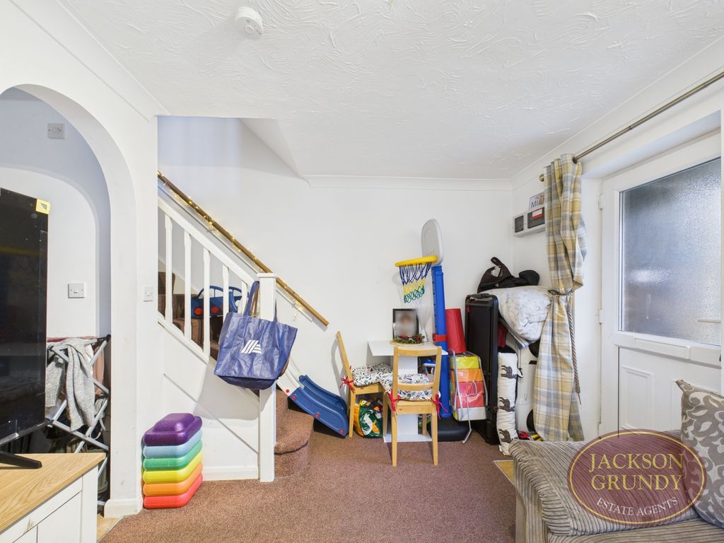 Property photo 3 of 11 Longford Avenue