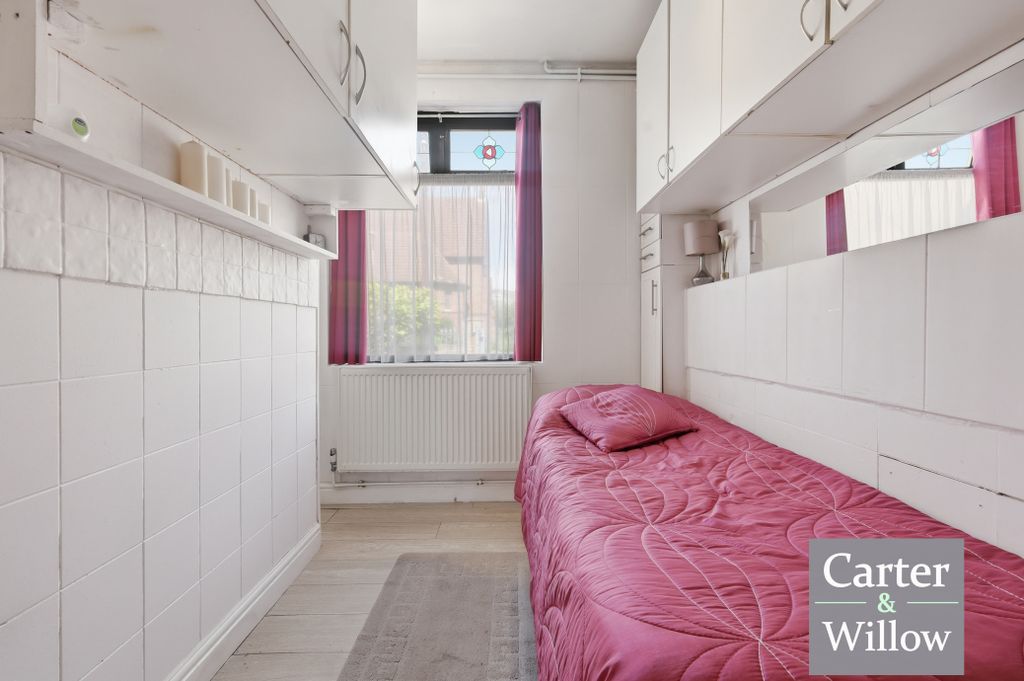 Additional image 12 of 4 bed semi-detached house for saleHaydon Road, Dagenham RM8