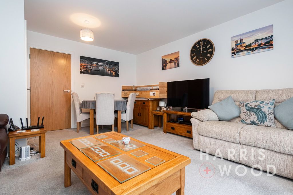 Property photo 3 of 16 4620207