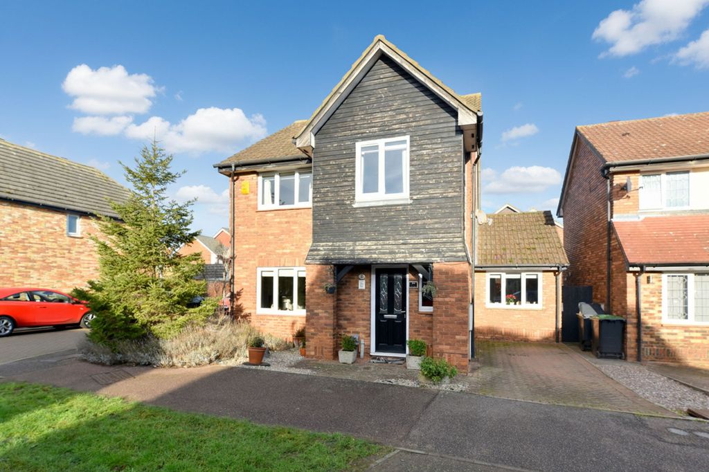 Property photo 1 of 22