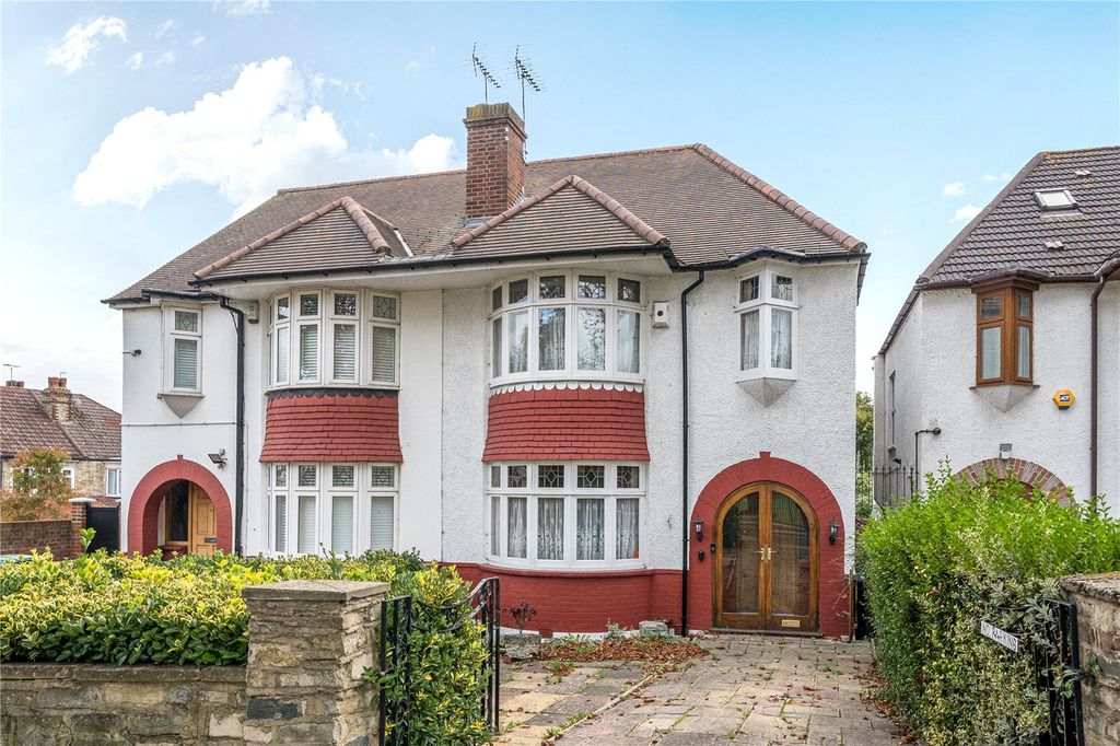 Property photo 1 of 20 Picture No. 02