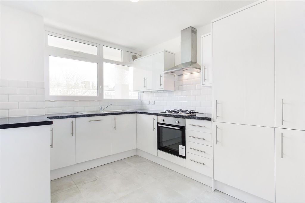 Property photo 2 of 13 Kitchen