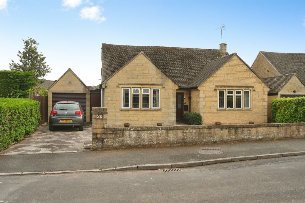 Property photo 1 of 20