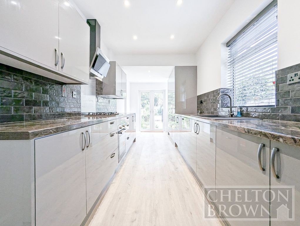Property photo 2 of 34 Kitchen