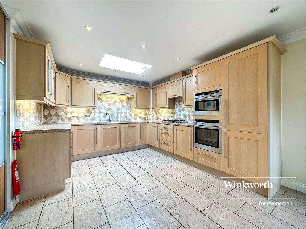 Additional image 4 of 3 bed flat for saleGolf Links Road, Ferndown, Dorset BH22