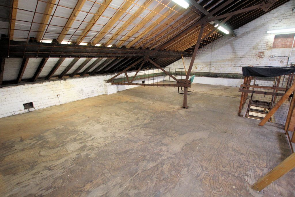 Property photo 3 of 9 Photo 3