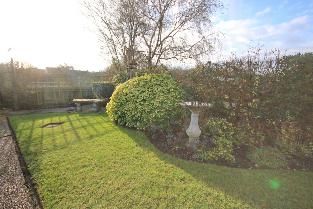 Property photo 2 of 15