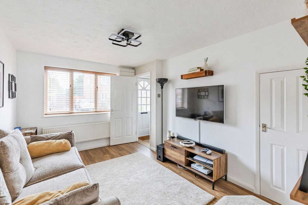 Property photo 3 of 20