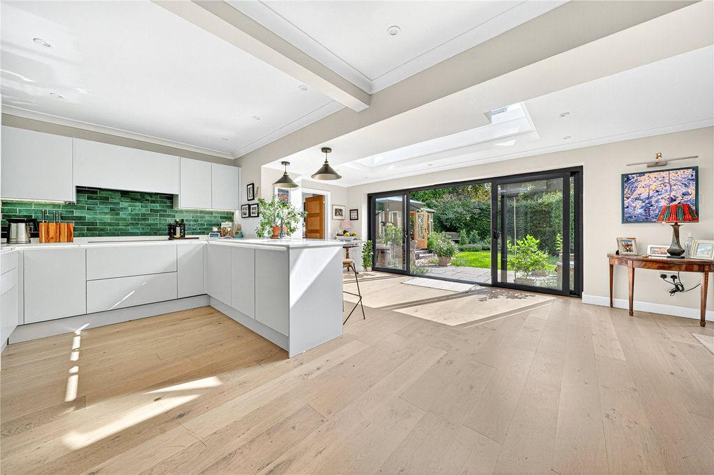 Property photo 2 of 26 Open Plan