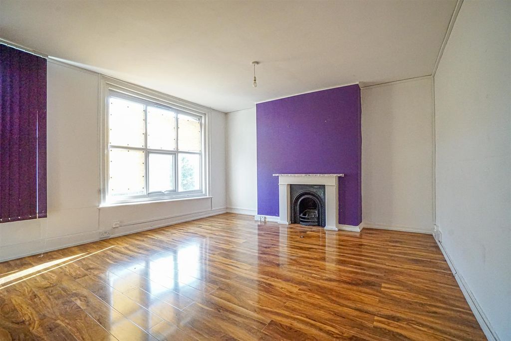 Property photo 3 of 26 Dsc06493_Alto.Jpg