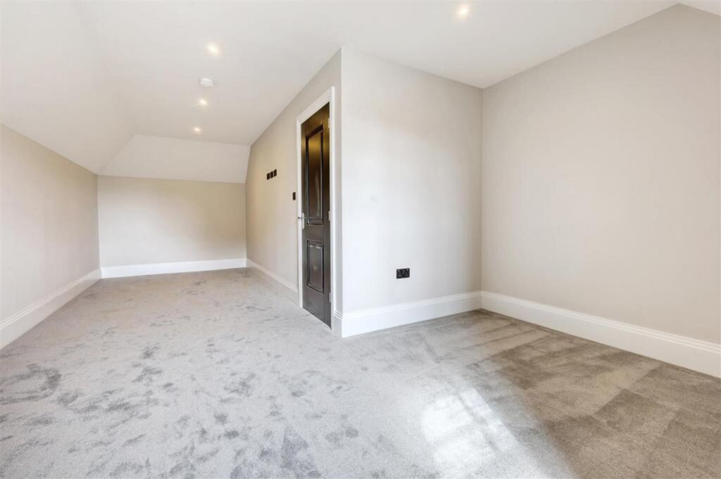 Additional image 29 of 6 bed detached house for saleIvy Chimneys, Epping CM16