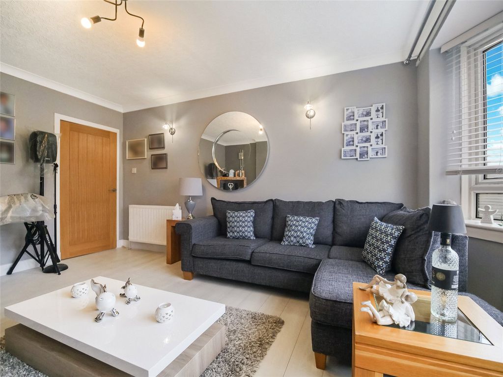 Property photo 3 of 16 Picture No. 06