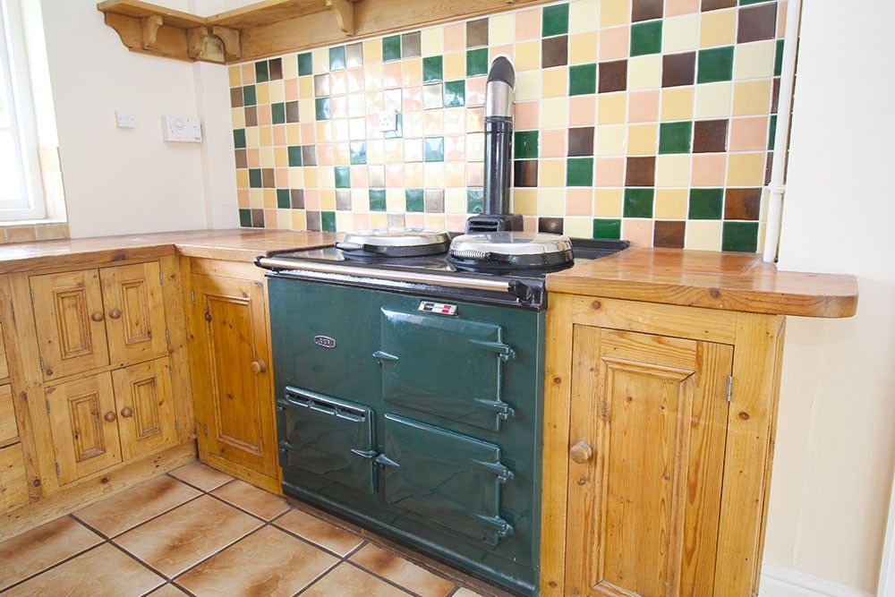 Property photo 3 of 21 Aga