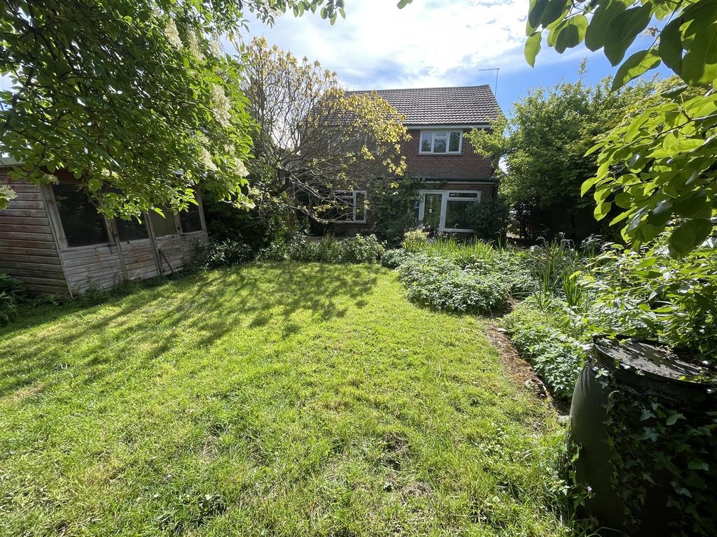 Property photo 2 of 13