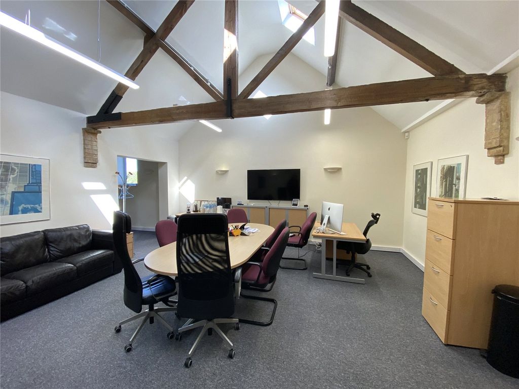 Property photo 2 of 4 Picture No. 01