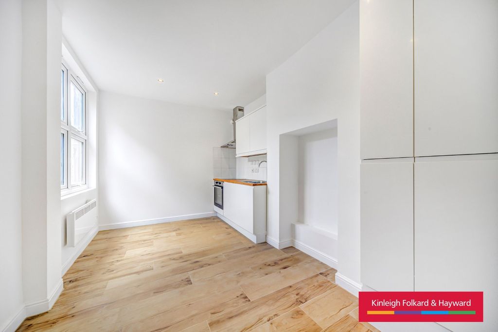 Property photo 2 of 10 Picture No. 02