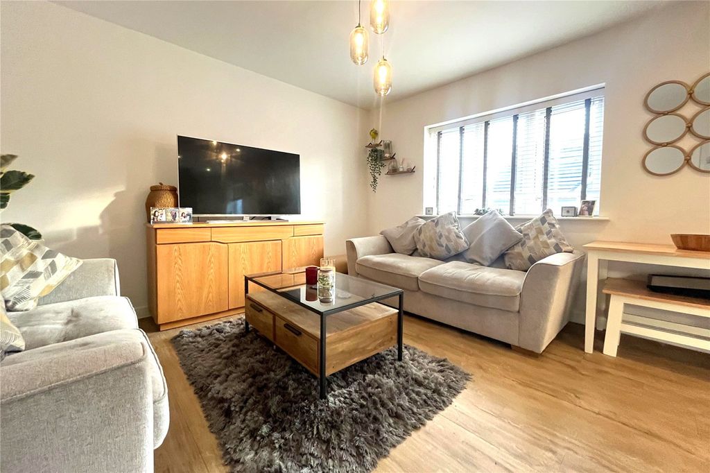 Property photo 3 of 10 Picture No. 08