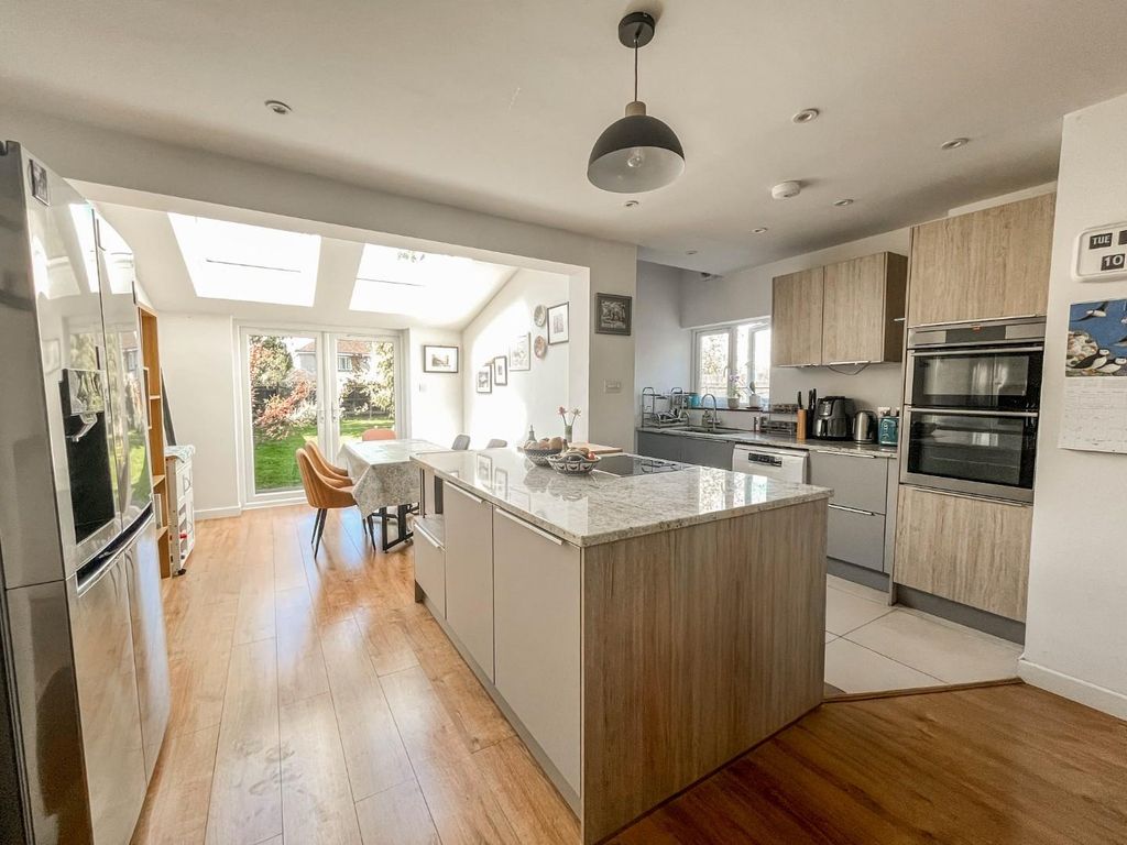 Property photo 2 of 17 Img_0355.Jpg