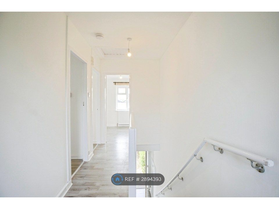 Property photo 3 of 13 Hallway