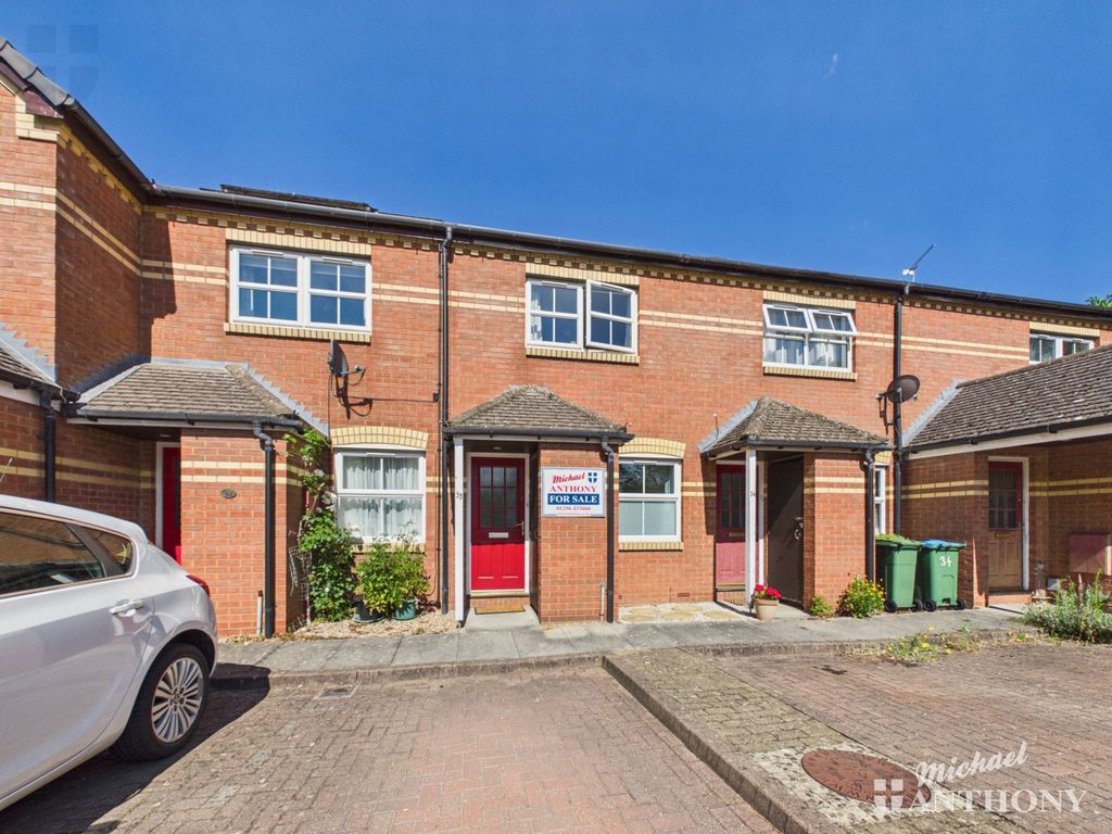 Property photo 1 of 14 Cam03852G0-Pr0742-Still023