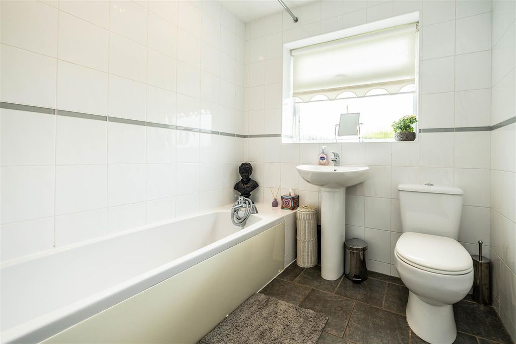 Additional image 21 of 3 bed detached bungalow for saleVine Close, Clifton, Brighouse HD6