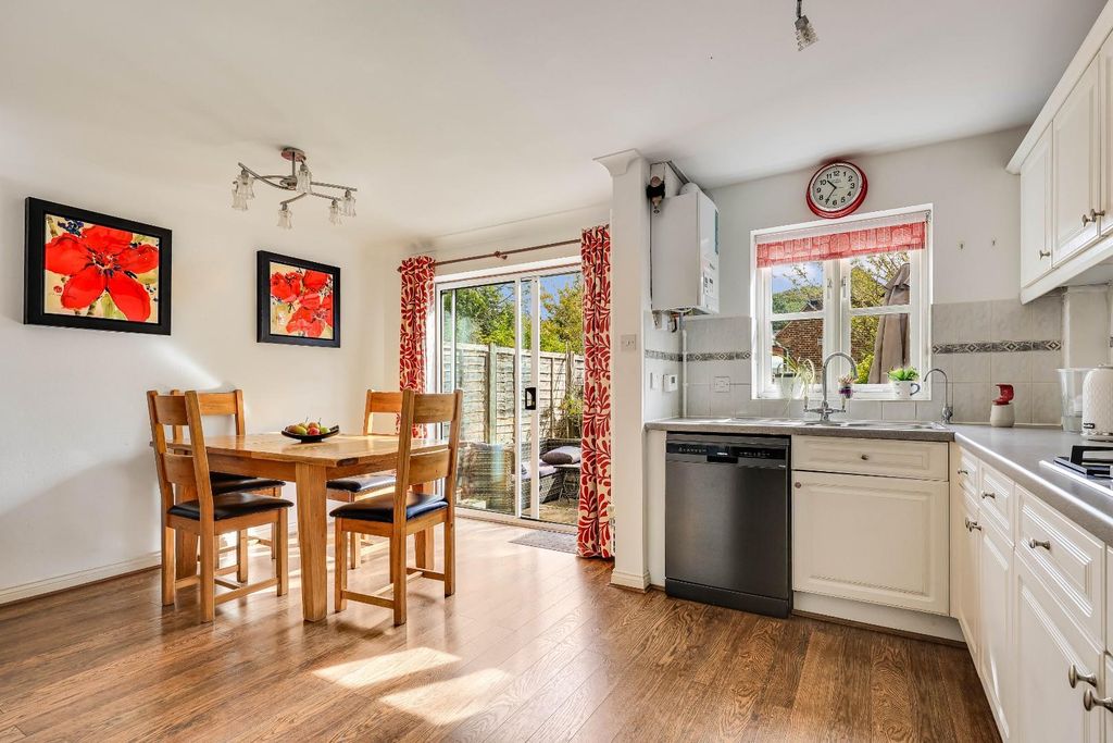 Property photo 2 of 18 Img (1).Jpg