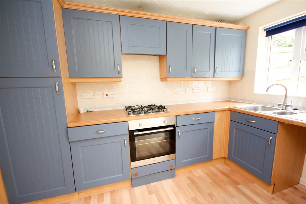 Property photo 2 of 13 Kitchen.Jpg