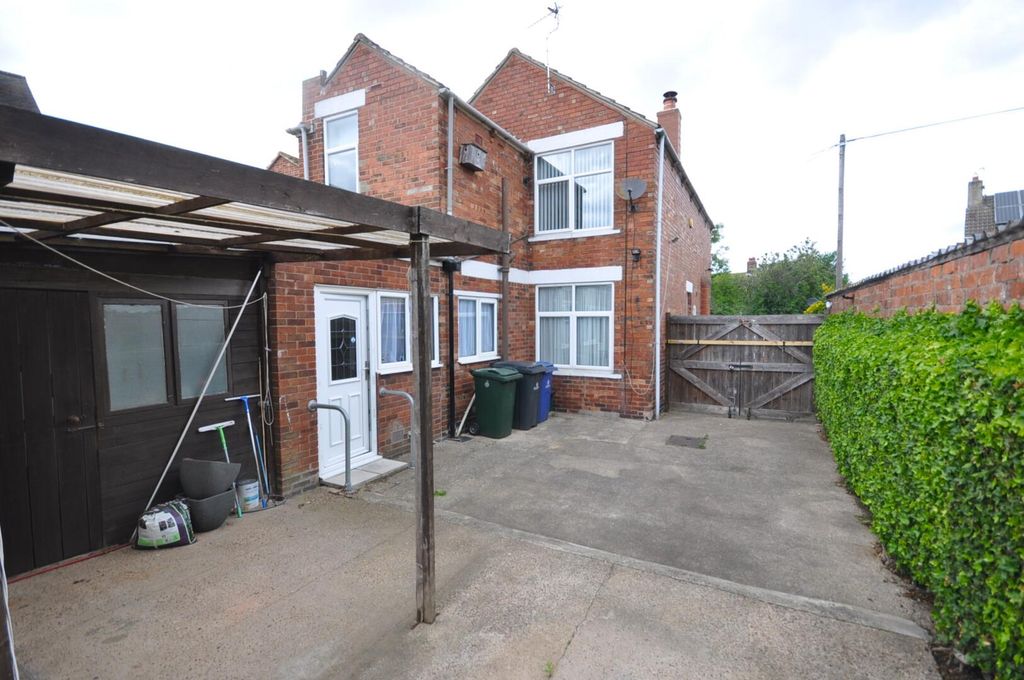 Property photo 2 of 19 Rear Garden