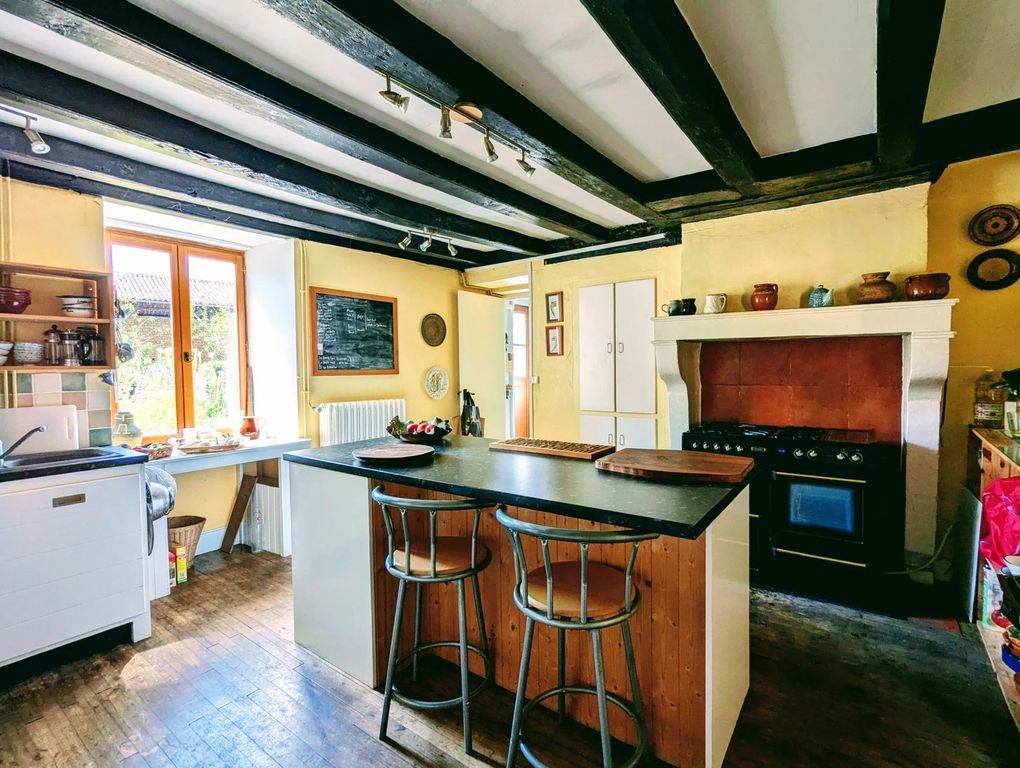 Property photo 3 of 15