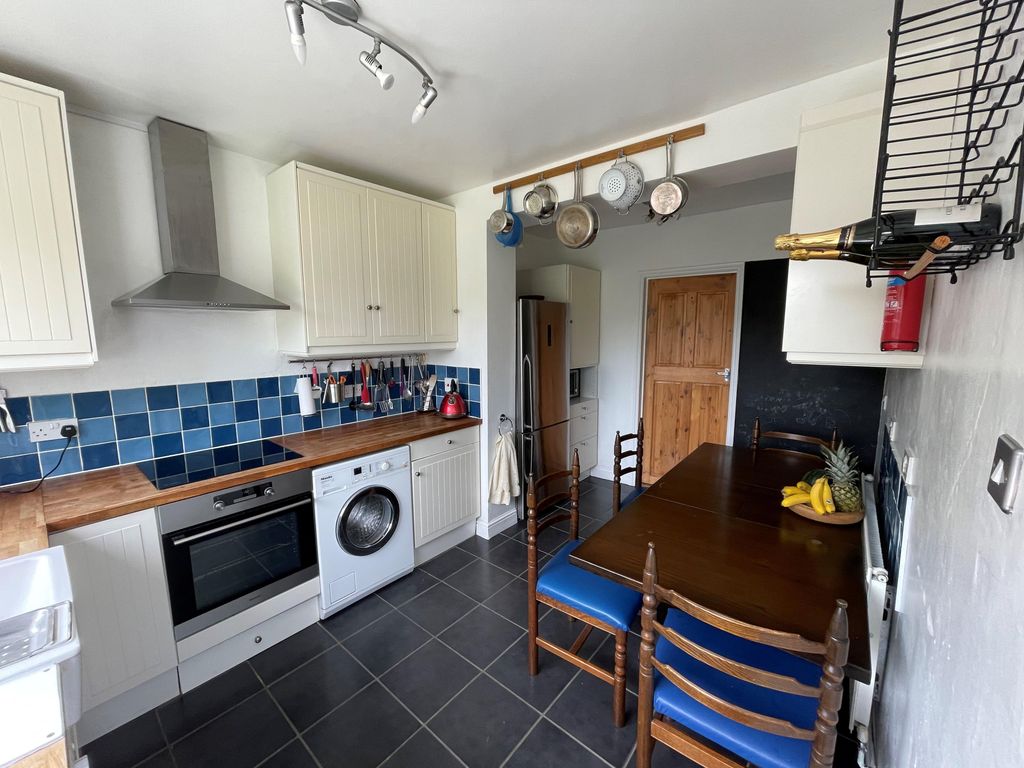 Property photo 2 of 13 Image