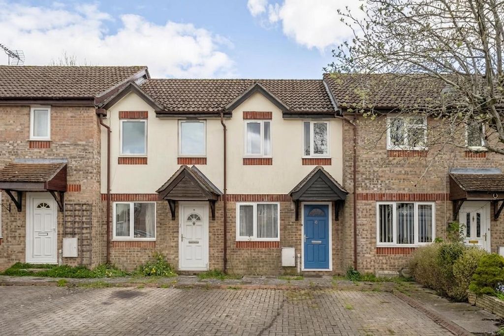 Property photo 1 of 14 Front