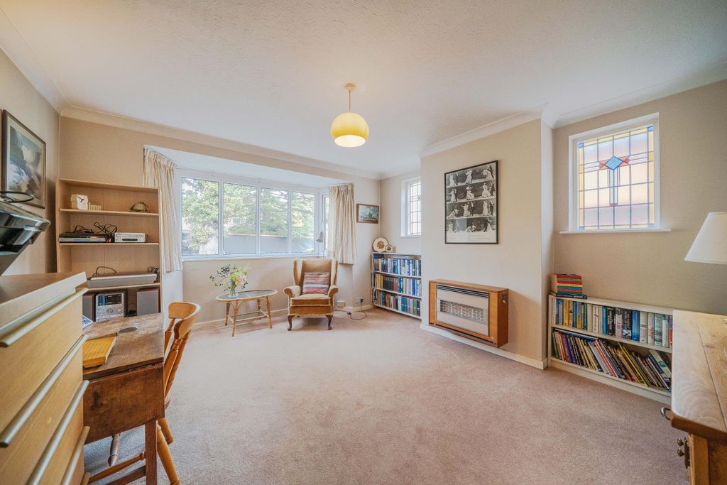 Property photo 3 of 26