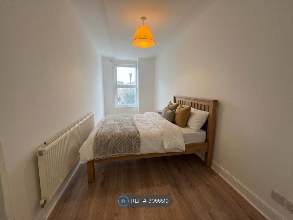 Property photo 3 of 5