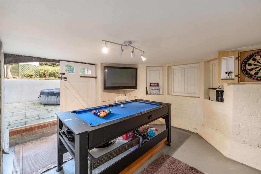 Additional image 27 of 6 bed semi-detached house for saleEast Ham Road, Littlehampton BN17