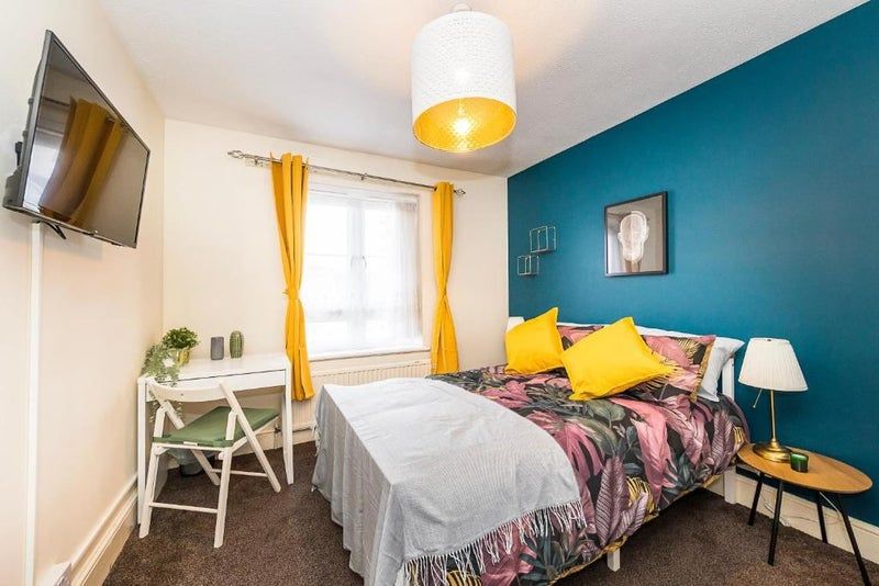 Property photo 1 of 6