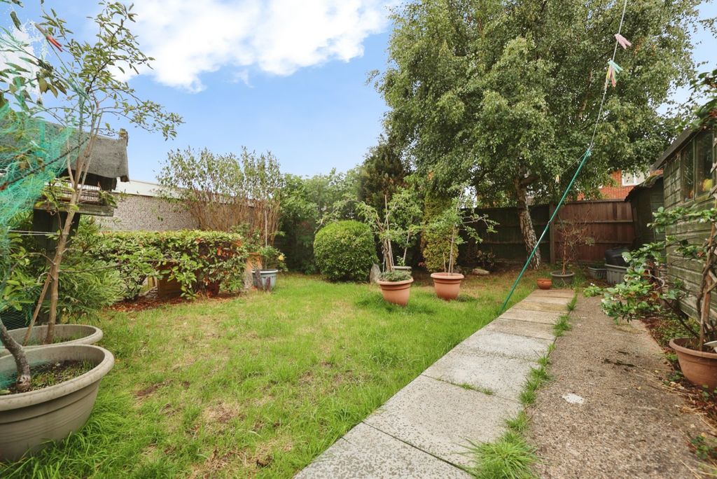 Property photo 3 of 18 5501953