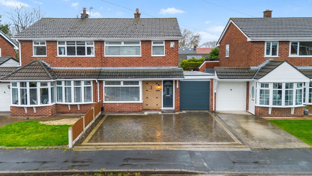 Property photo 1 of 21