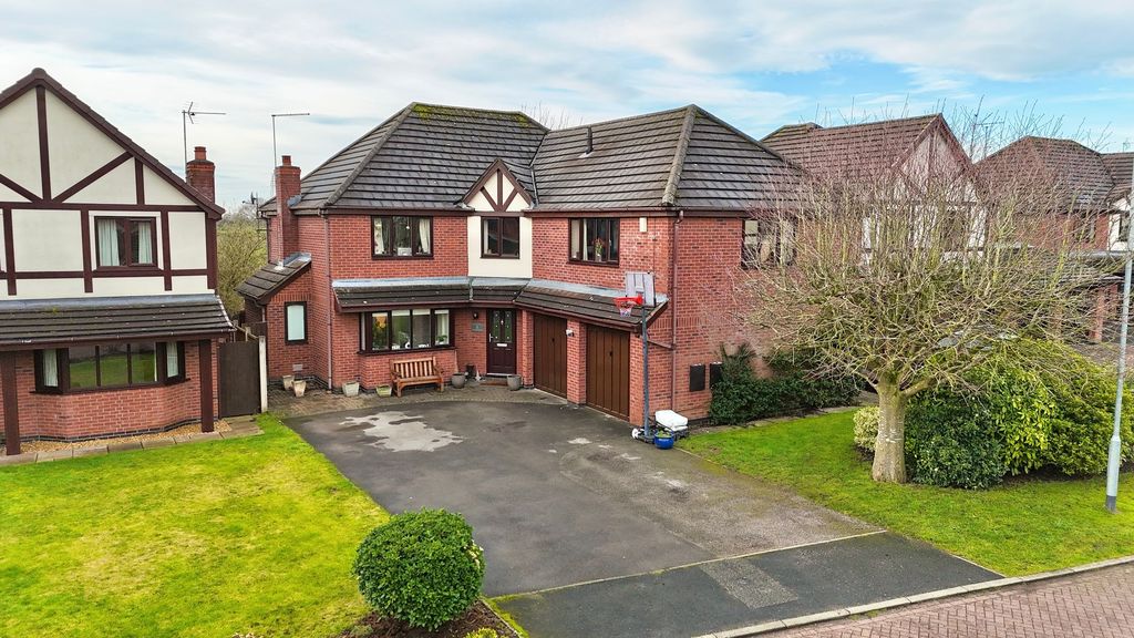 Property photo 1 of 27