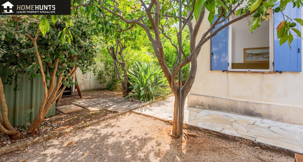 Property photo 3 of 12