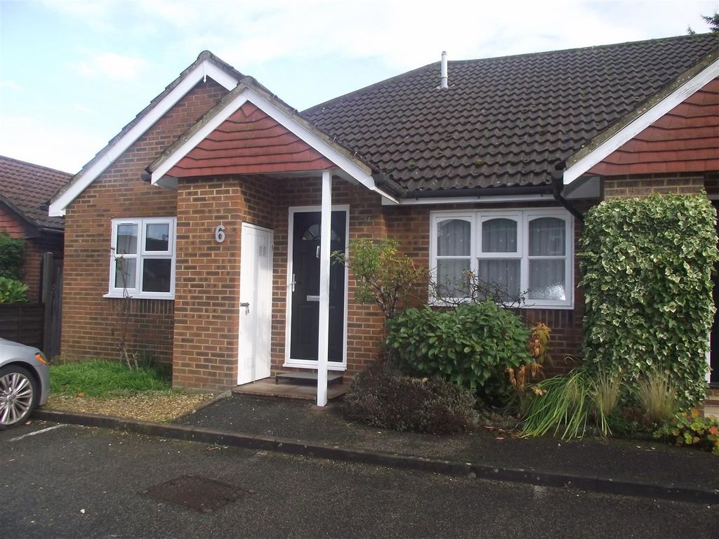 Property photo 1 of 8