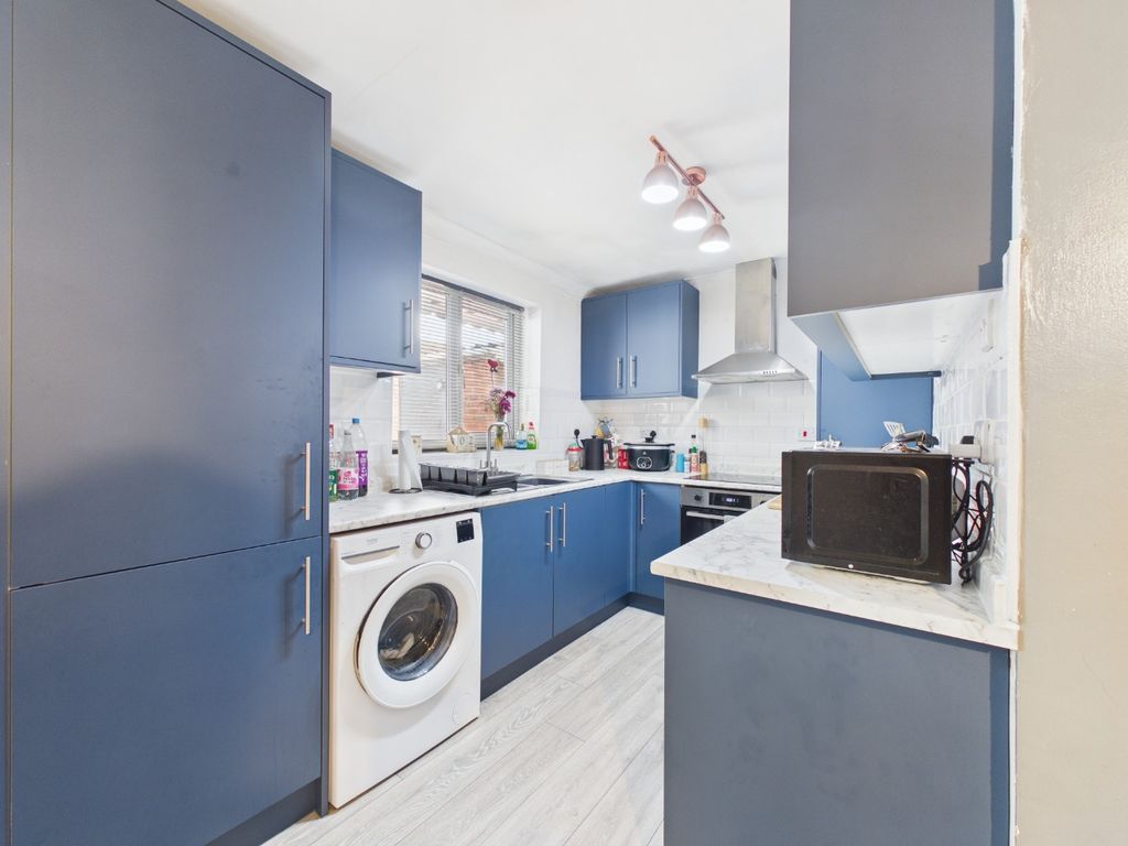 Property photo 3 of 14 4824639