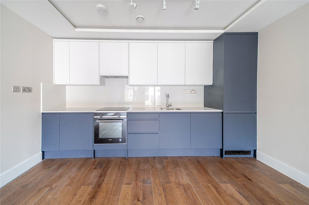 Property photo 2 of 11 Picture No. 02