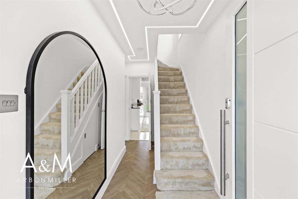 Property photo 2 of 20 4D4A7600.Jpg