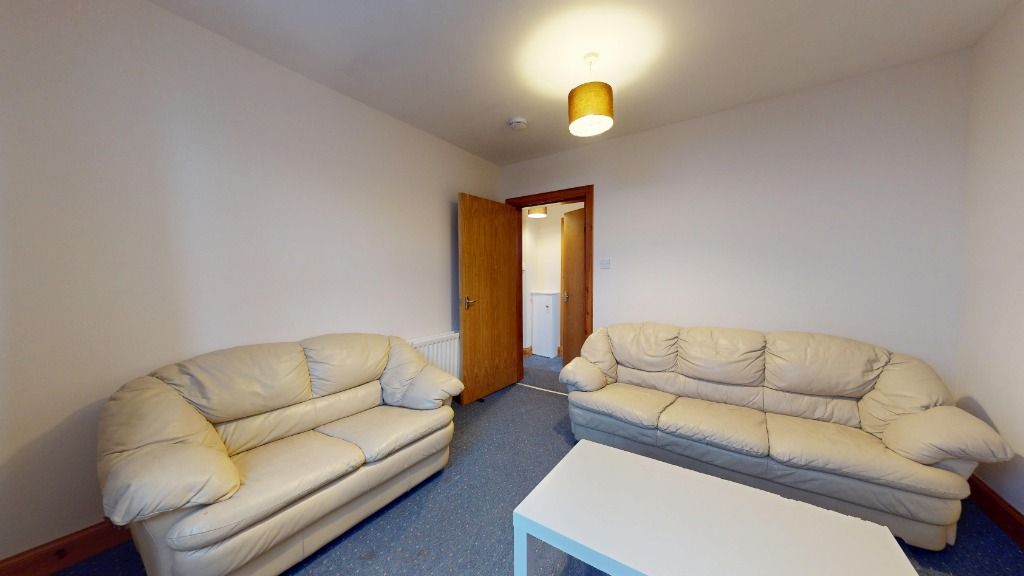 Property photo 2 of 8 Photo 2